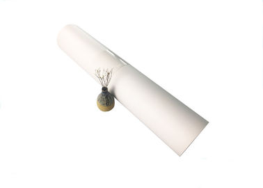 Bon prix papier synthétique de polypropylène de 30M, papier résistant de larme mate pour les imprimantes larges de format en ligne